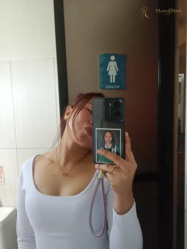 Another photo of Chrisajean