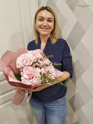 SVETLANA, 51