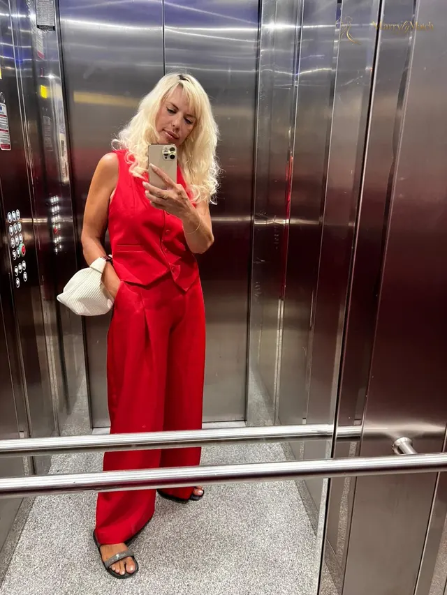 Another photo of Marina