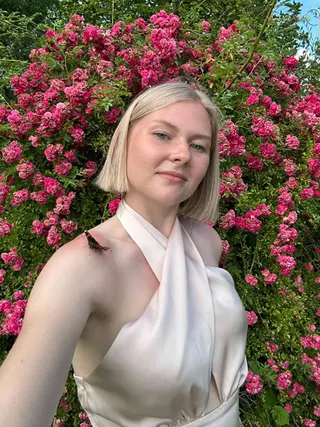 MARINA, 27