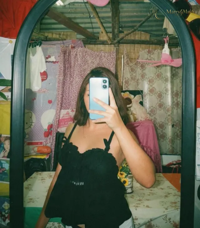 Another photo of Crystal