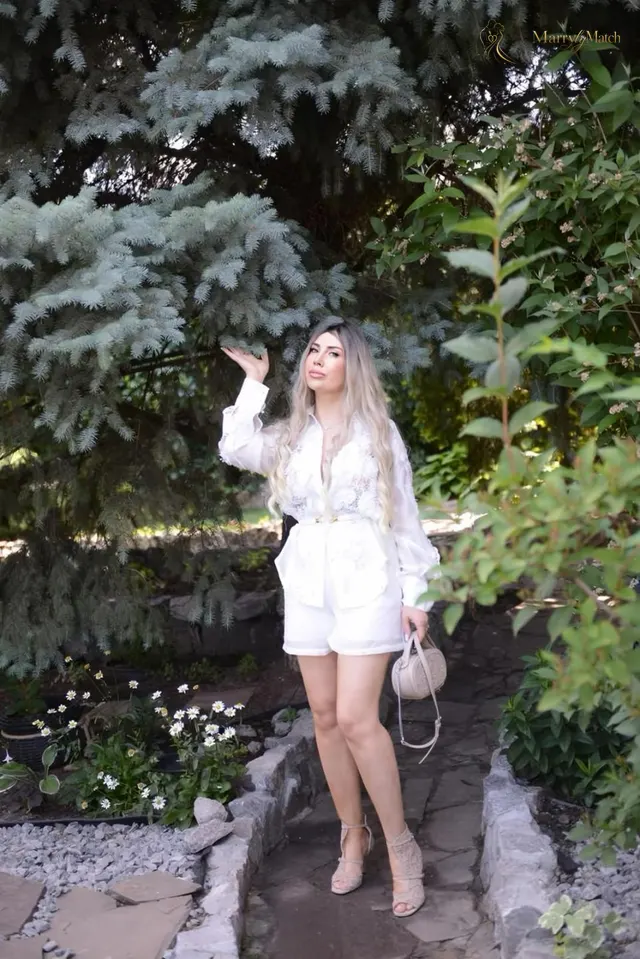 Another photo of Viktoria
