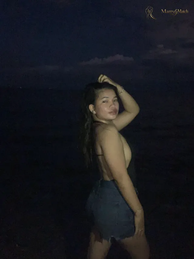 Another photo of Cristy