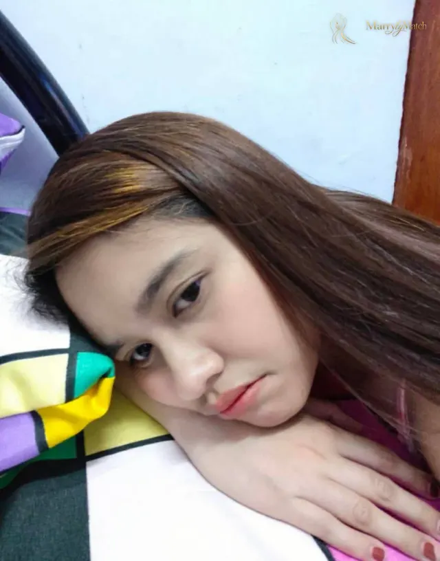 Elena, 30