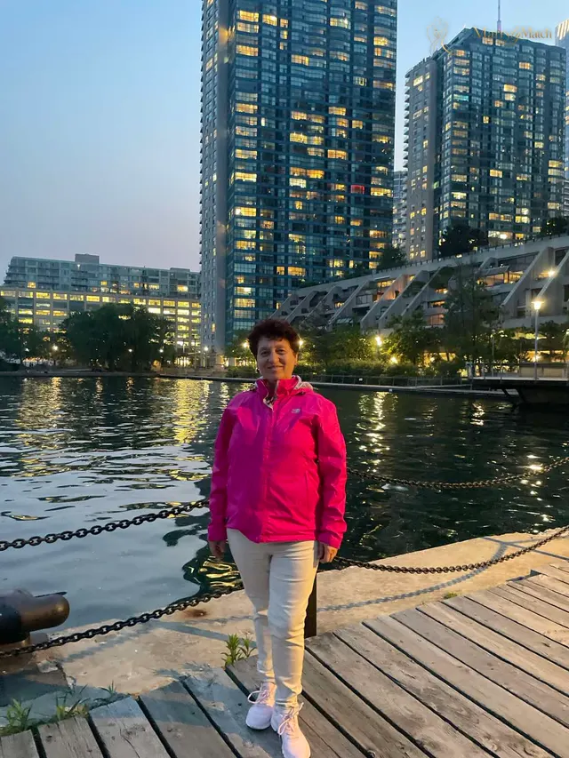 Natalia, 64