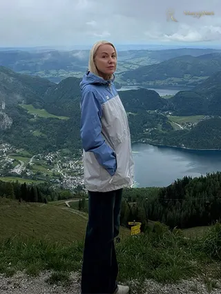 Another photo of IRINA
