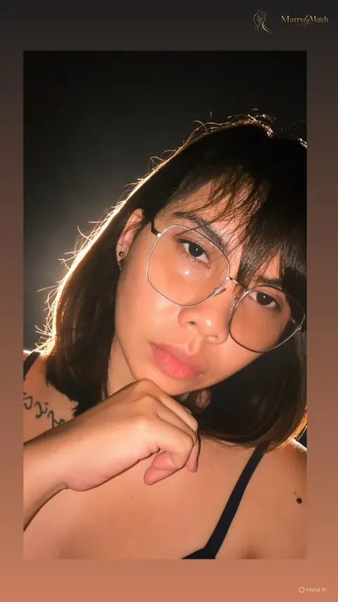 Angelique, 35