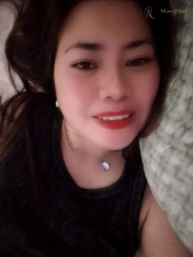 Another photo of Marry