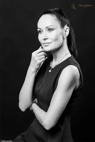 NATALIYA, 51