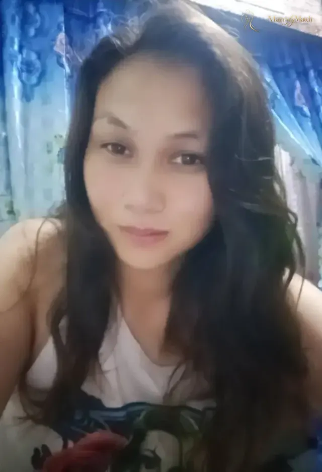 Rashida, 33