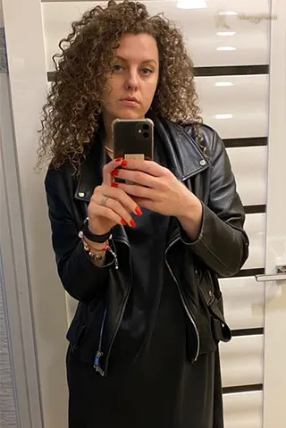 Another photo of ANTONINA