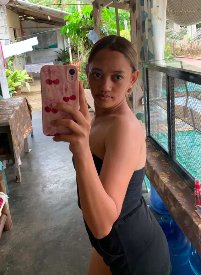 Another photo of Ruffa