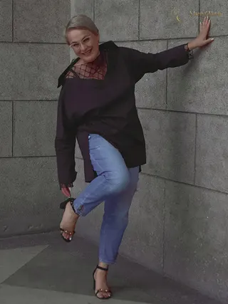 IRINA, 55