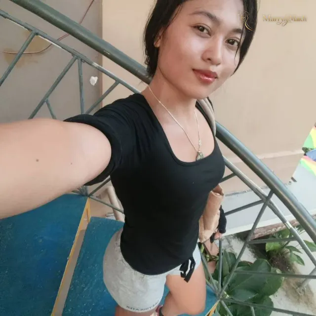 Another photo of Jessica