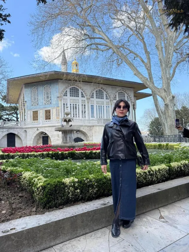Another photo of Aigul