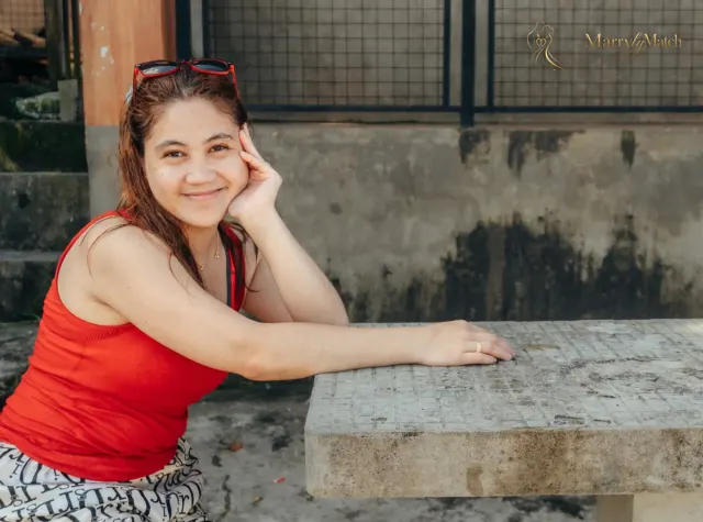 Janicah, 23