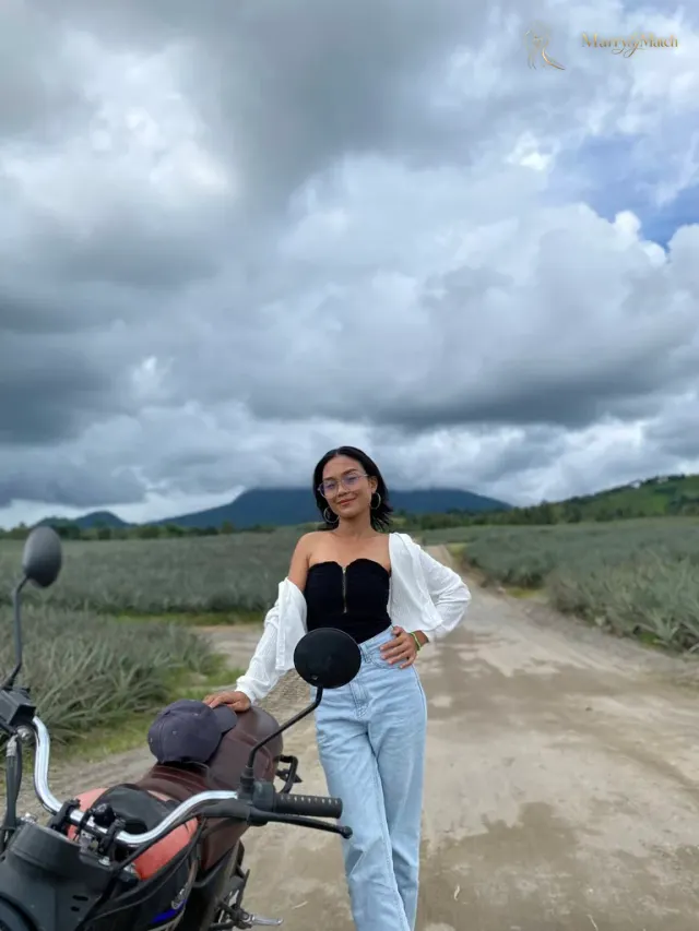 Beverly, 26
