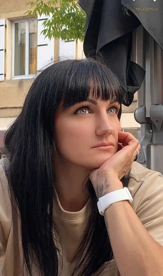 Another photo of Oksana