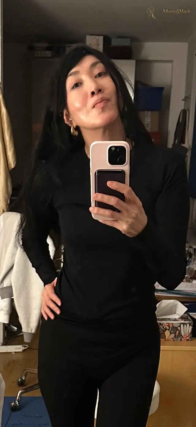 Another photo of Dina