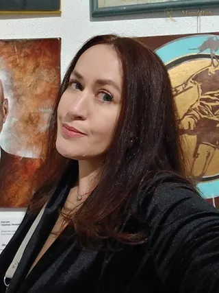 OKSANA, 52