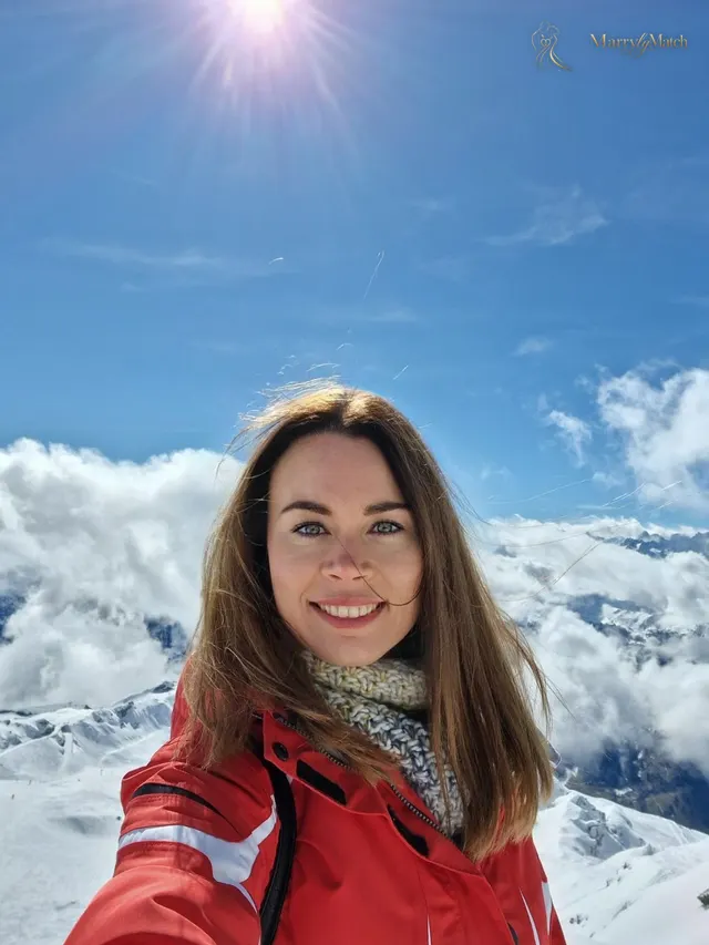 Another photo of Anzhelika