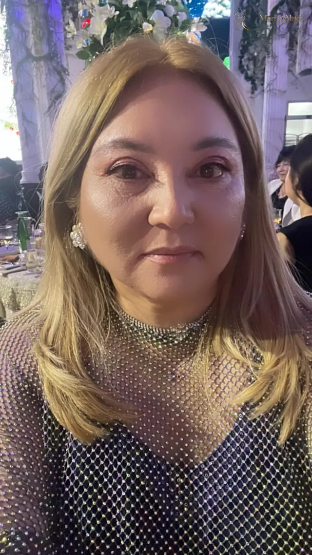 Ainura, 56