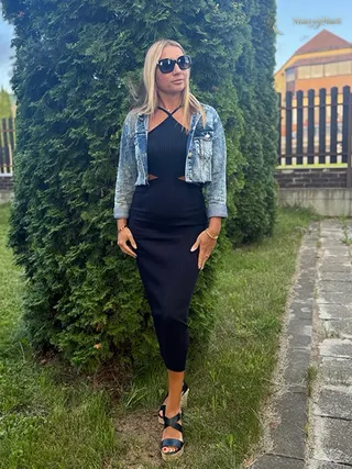 Another photo of OKSANA