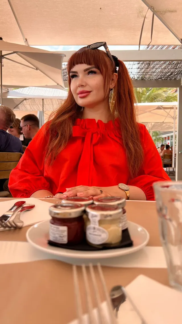 Another photo of Viktoria