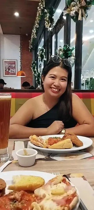 Another photo of Rachel