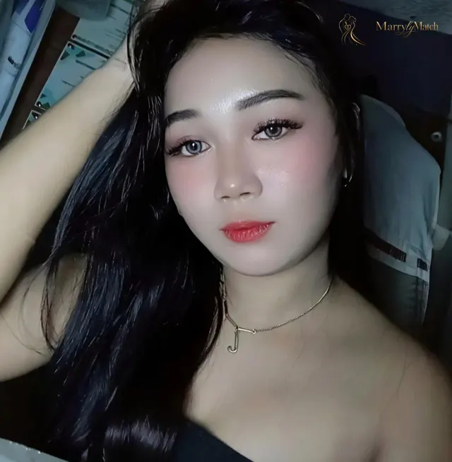 Another photo of Mae Ann