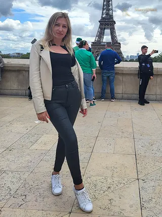 Another photo of NATALYA