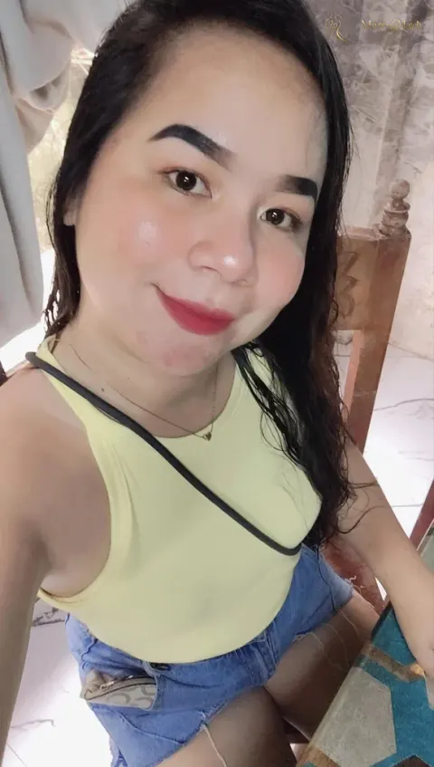 Gwen, 28