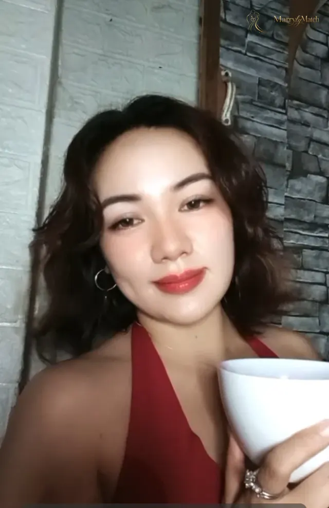 Sheena, 35