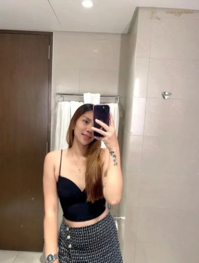 Charisse, 30