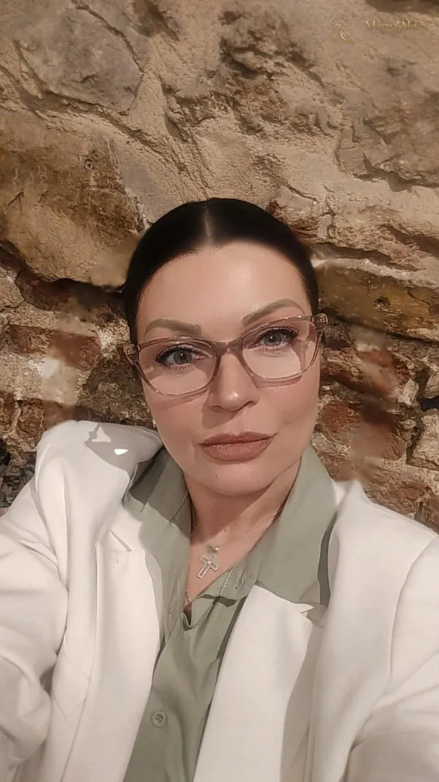 Another photo of Tatiana