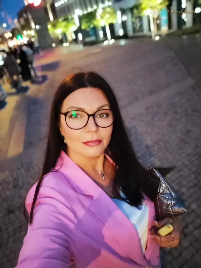 Another photo of Tatiana