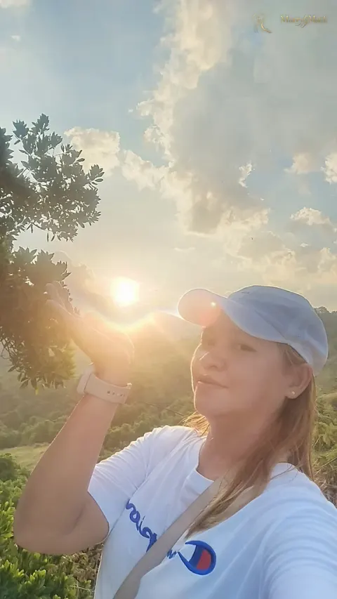 Another photo of Wendy