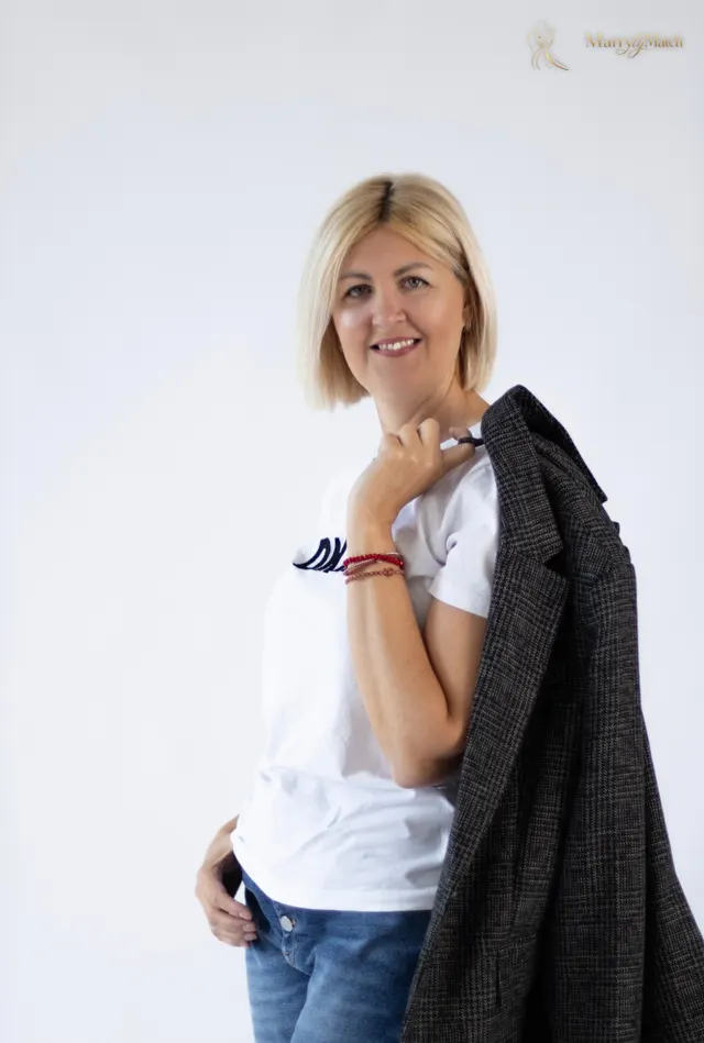 Another photo of Yana