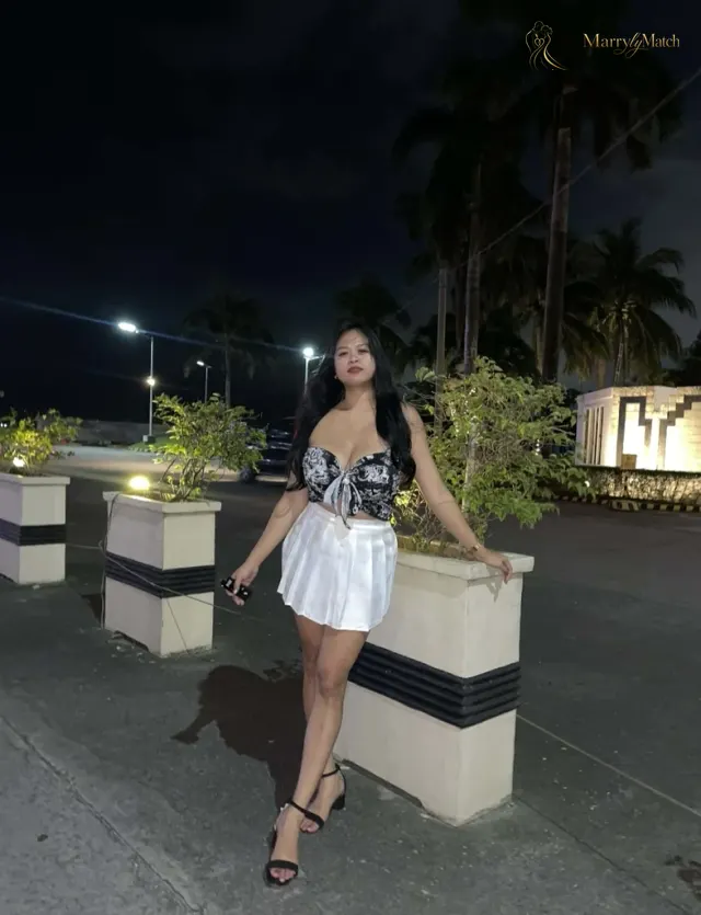 Another photo of Angelica