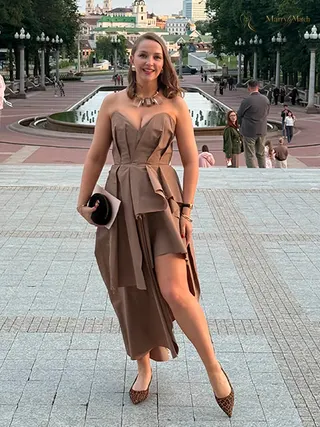 Another photo of GALINA