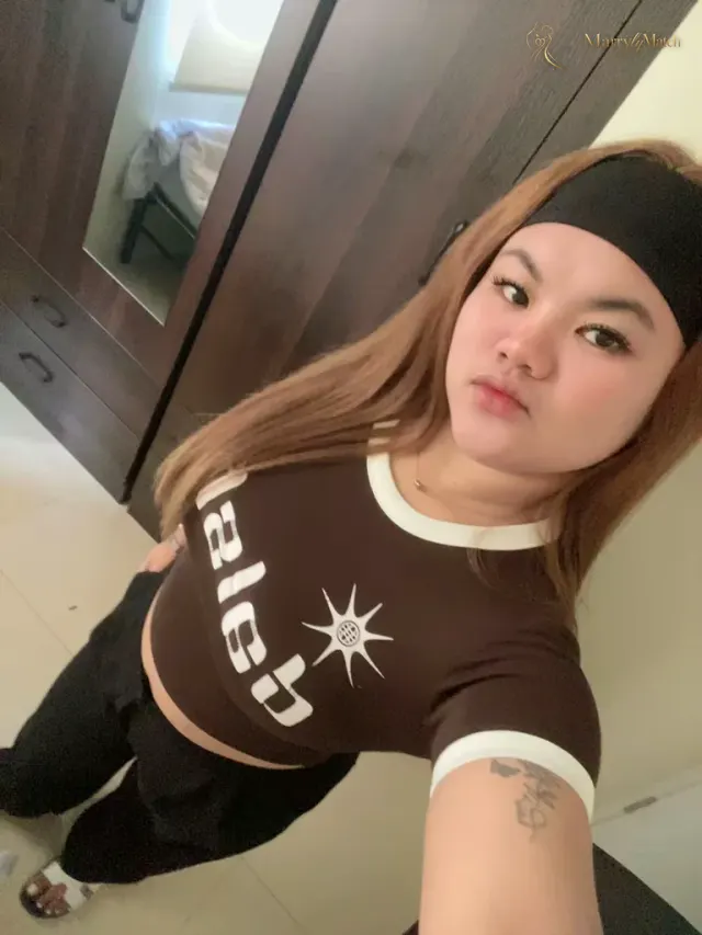 Mary Ann, 27