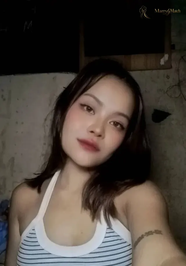 Rowenalyn, 23