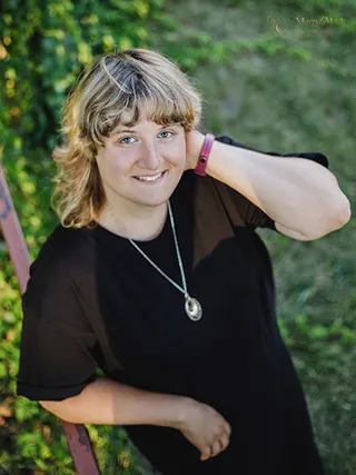 ALEKSANDRA, 31