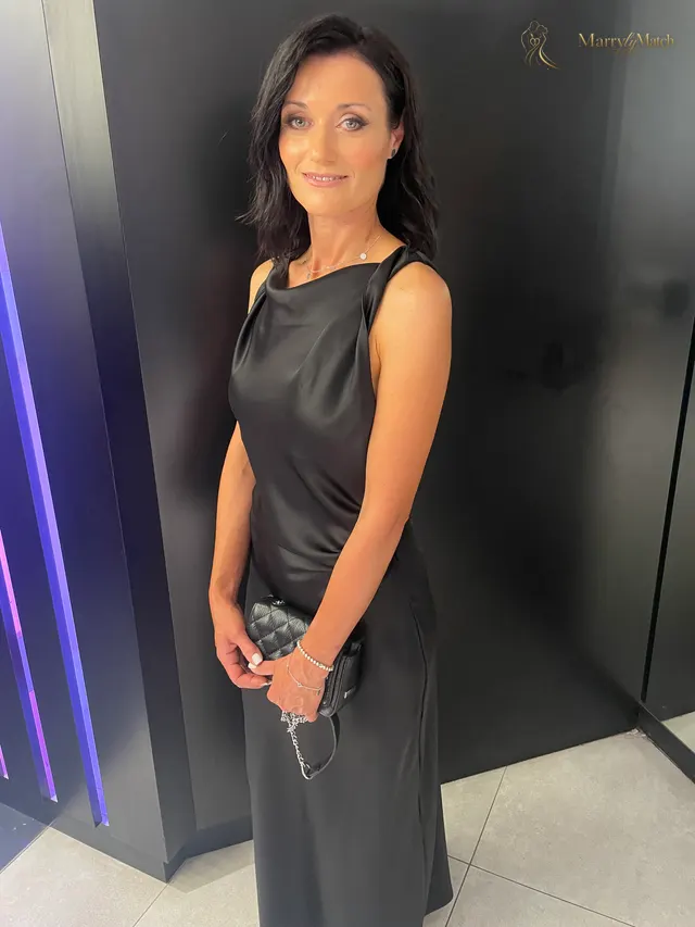 Iryna, 46