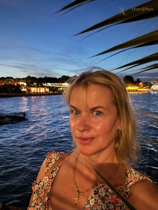 Nataliya, 48