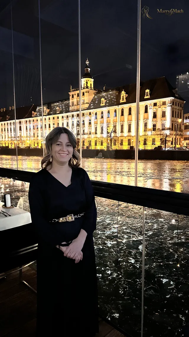 Svitlana, 49