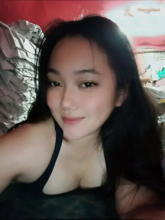Roselle, 27