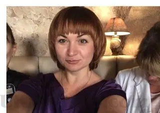 Valentina, 49