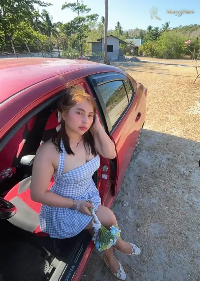 Another photo of April Joy
