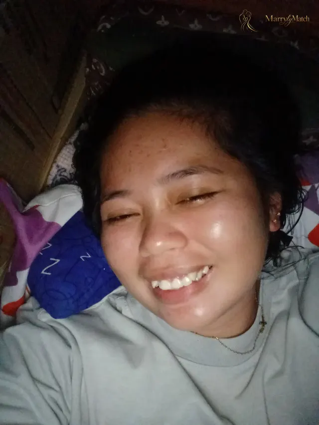 Wenelyn, 21